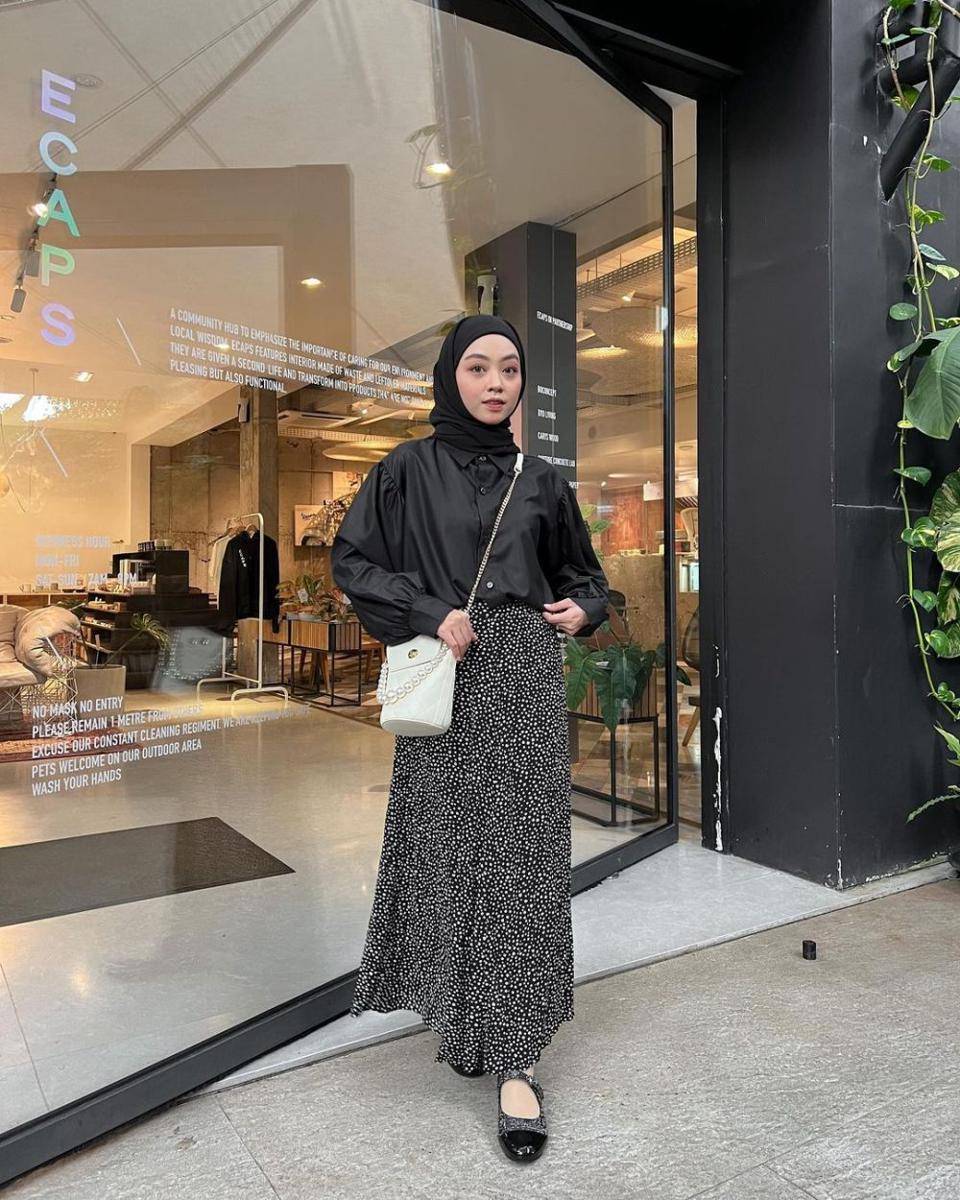 ide outfit kemeja ala Meirani Amalia Putri (instagram.com/meiraniap)