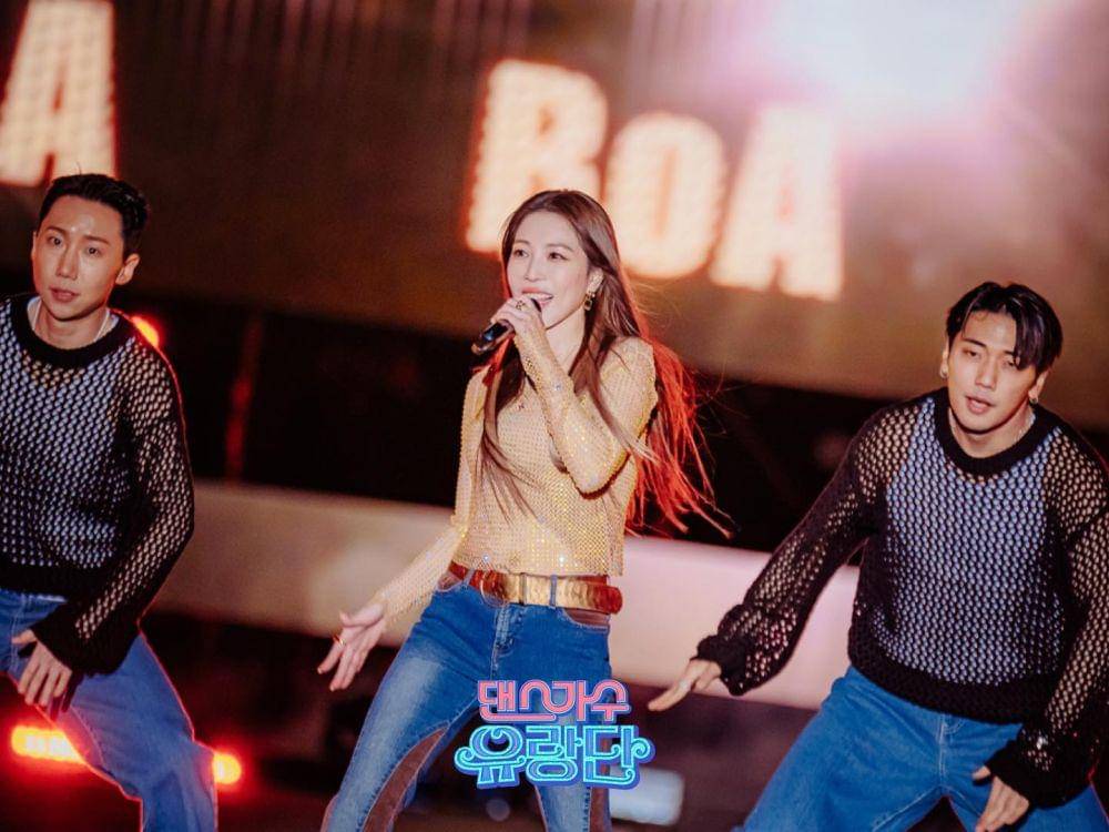 cuplikan variety show Dancing Queens on the Road (instagram.com/dancingurangdan)