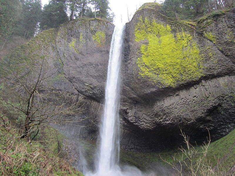 Air terjun Latourel (commons.wikimedia.org/Another Believer)
