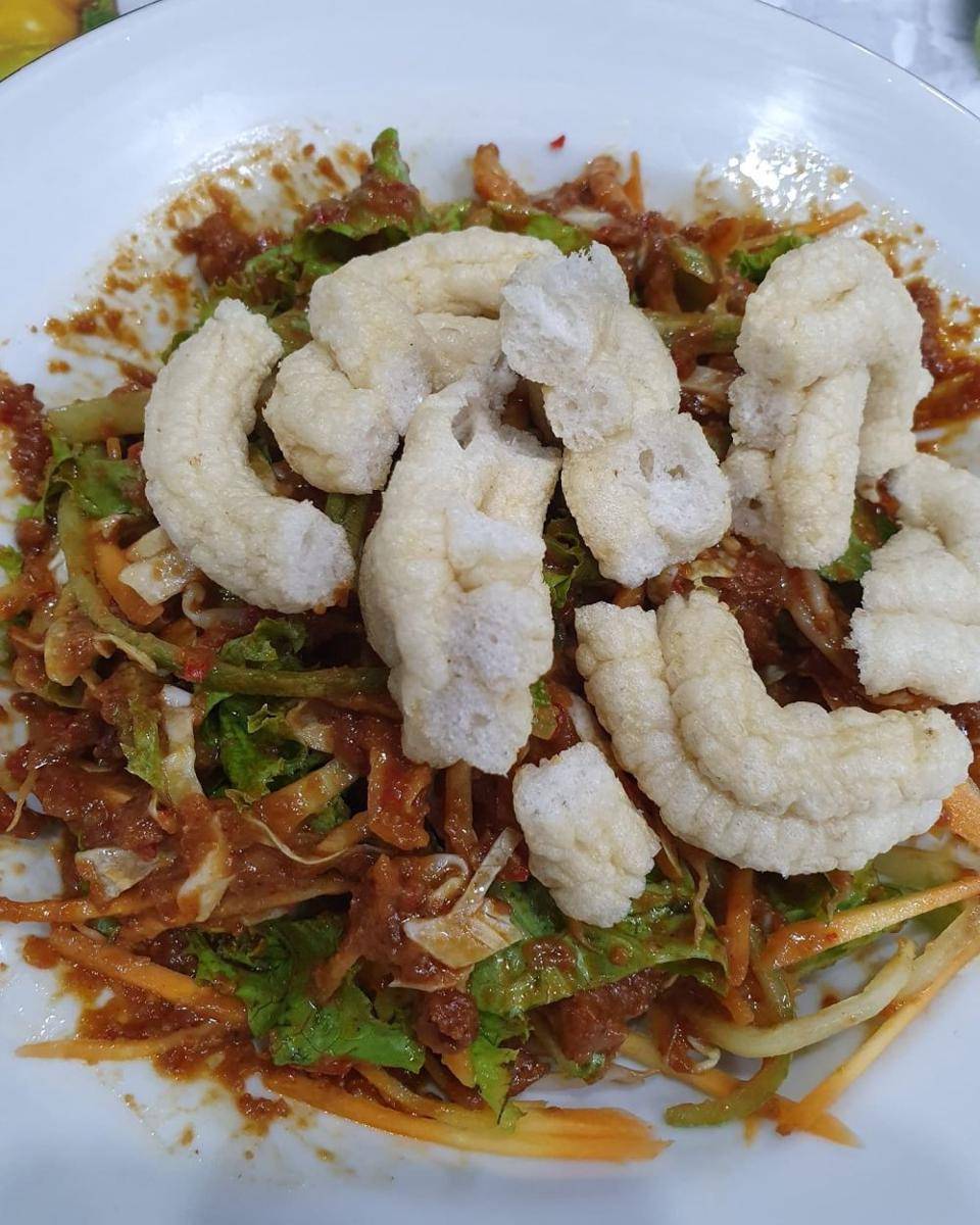 gado-gado bangka (instagram.com/futniebong)
