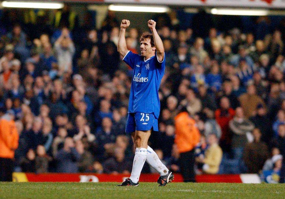 Gianfranco Zola (twitter.com/ChelseaFC)
