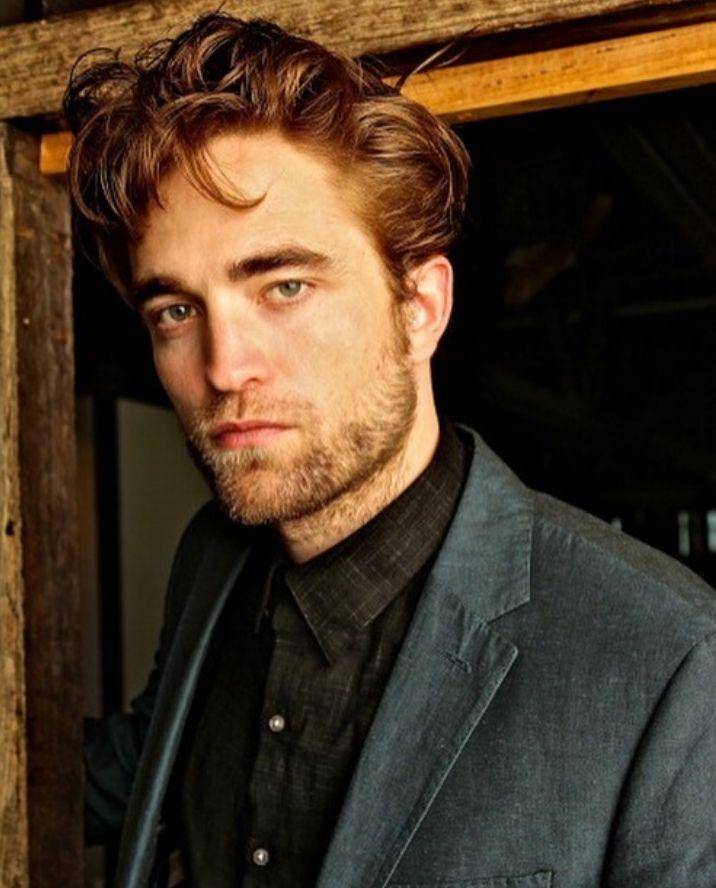 potret Robert Pattinson (instagram.com/robertpattinsonofficial)