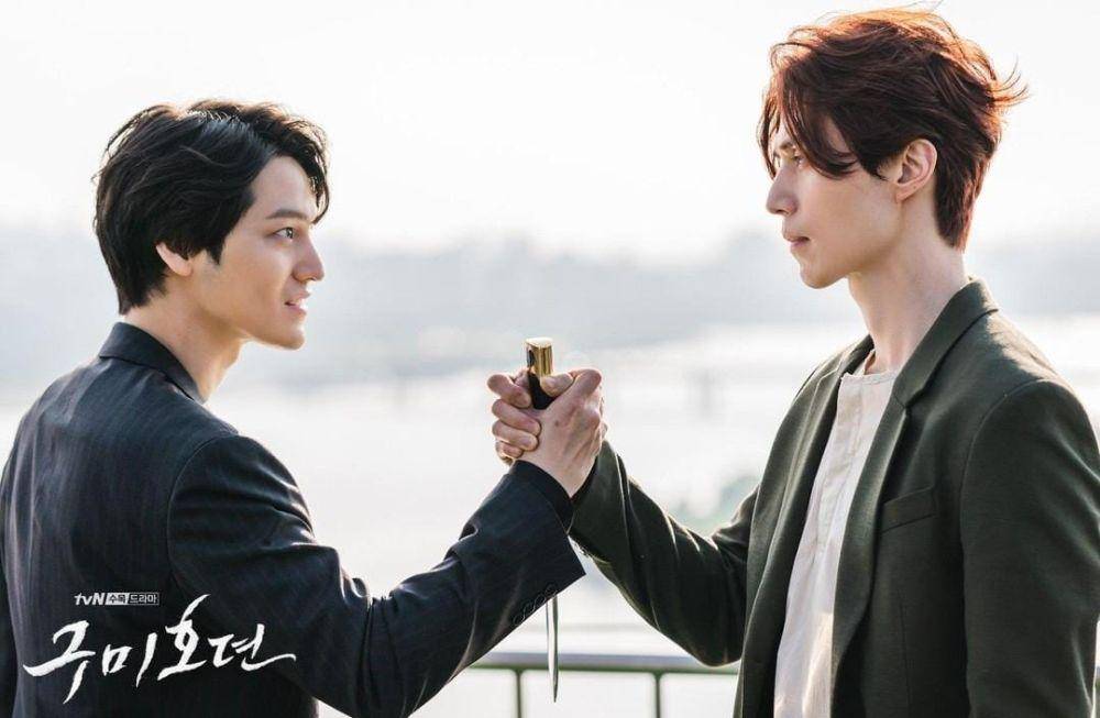 Kim Bum dan Lee Dong Wook di drama Tale of Nine Tailed (instagram.com/tvn_drama)
