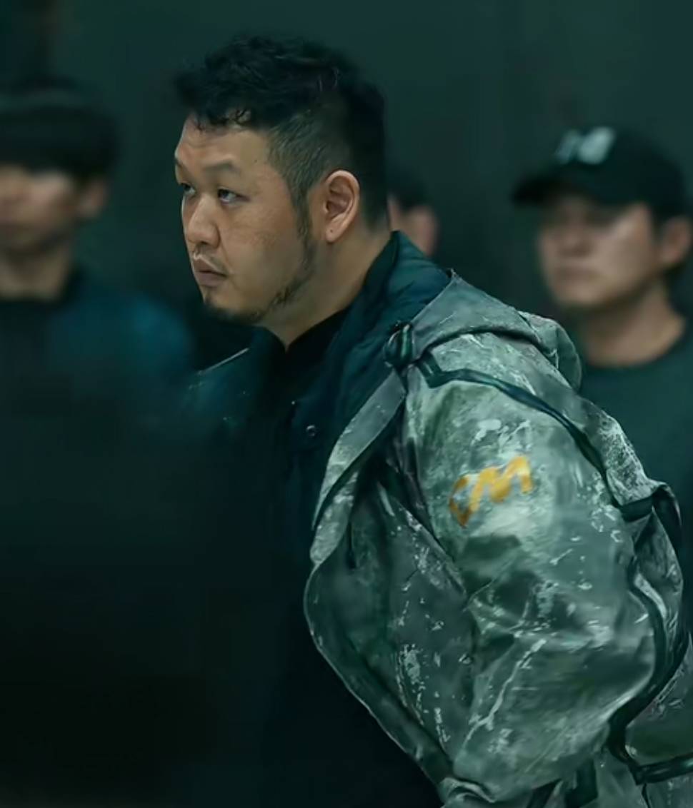 Hwang Bo Jung Il di serial Black Knight (dok. Netflix/Black Knight)