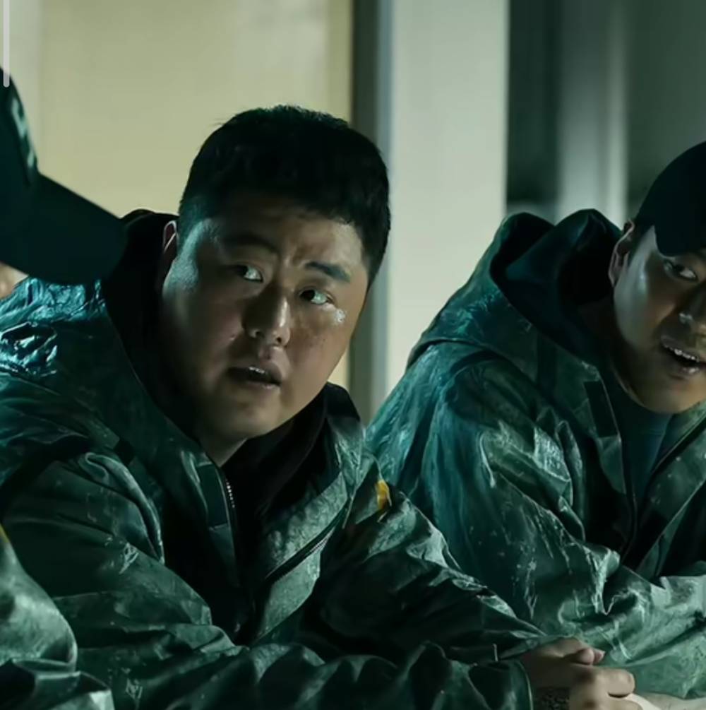 Bae Myung Jin di serial Black Knight (dok. Netflix/Black Knight)