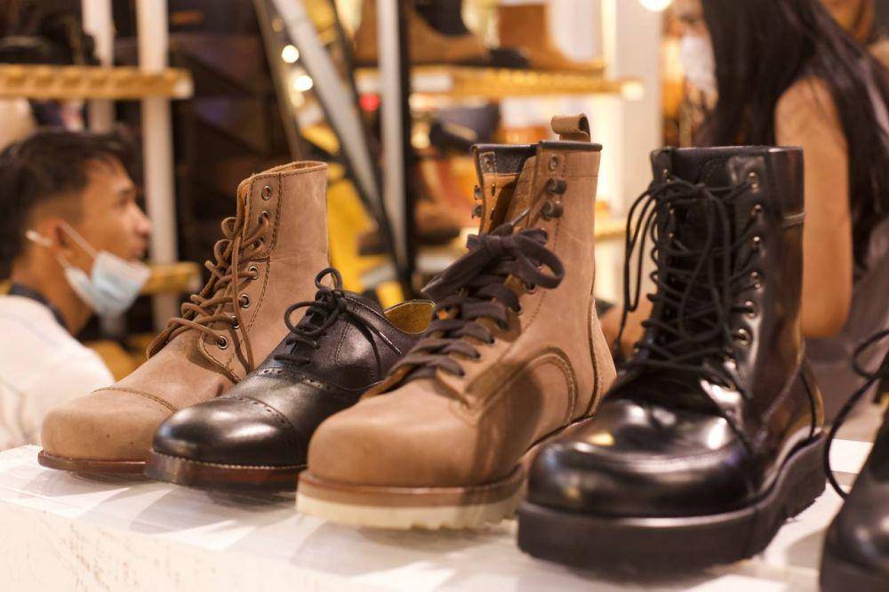 Sentra Sepatu Cibaduyut (bandung.go.id)