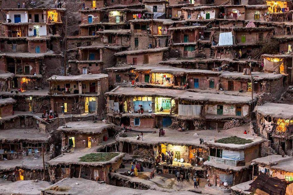 Desa Sar Agha Seyed, Iran (instagram.com/hi_tehran_hostel)