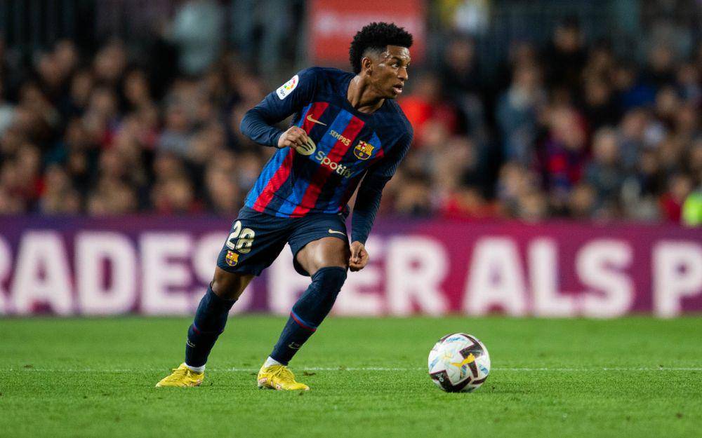 Alejandro Balde (fcbarcelona.com)
