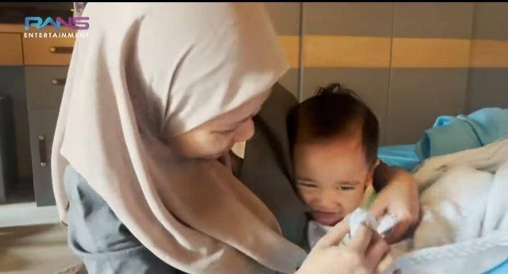 Momen Rayyanza Bertemu Kembali Sus Rini, Setelah Mudik (Youtube.com/Rans Entertainment)