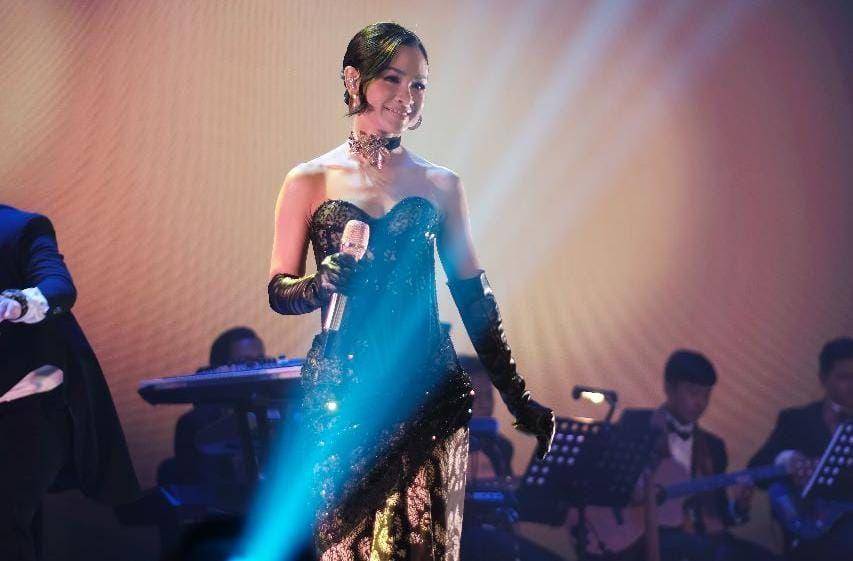 Penyanyi Andien di acara peresmian Gedung Radjawali Semarang Cultural Center, Senin (15/5/2023). (Dok. Humas)