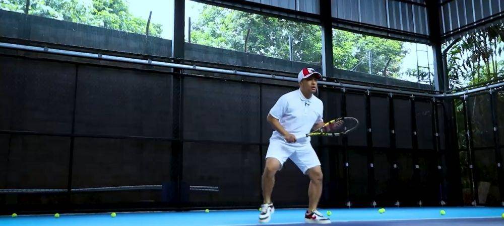 potret Irfan Hakim bermain tenis (instagram.com/raffinagita1717)