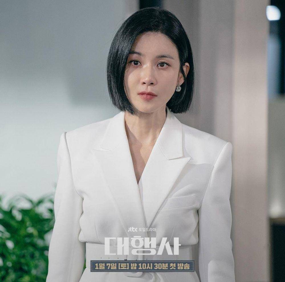 Lee Bo Young di drama Agency (instagram.com/jtbcdrama)