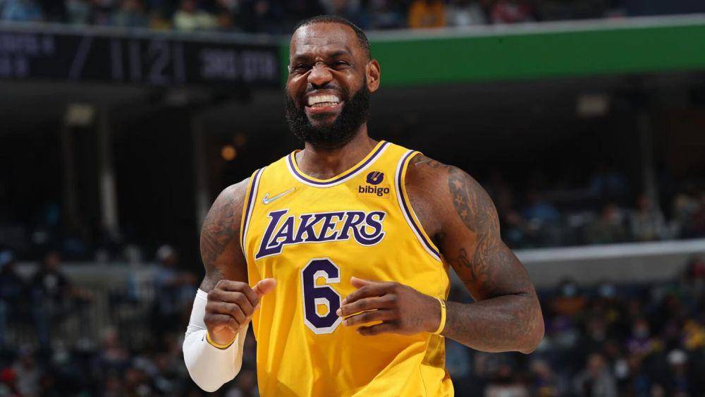 LeBron James (nba.com)