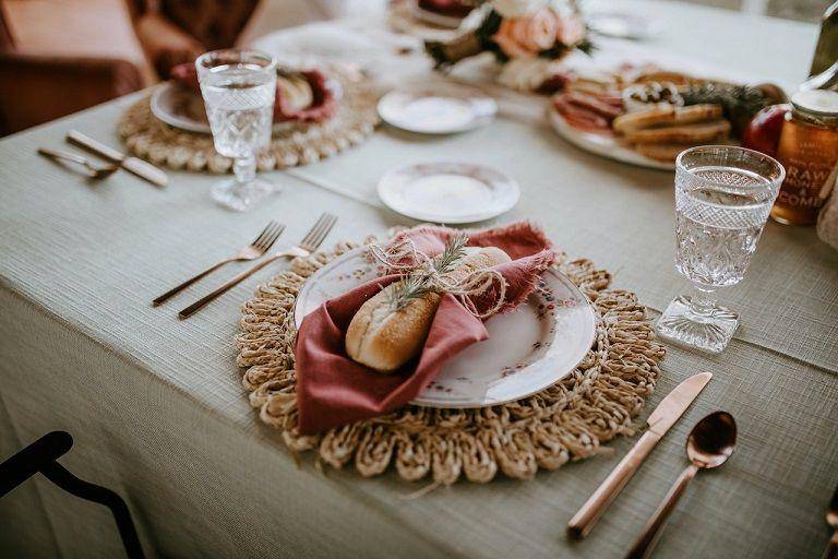 ilustrasi penggunaan table ware ramah lingkungan (pexels.com/Tara Winstead)