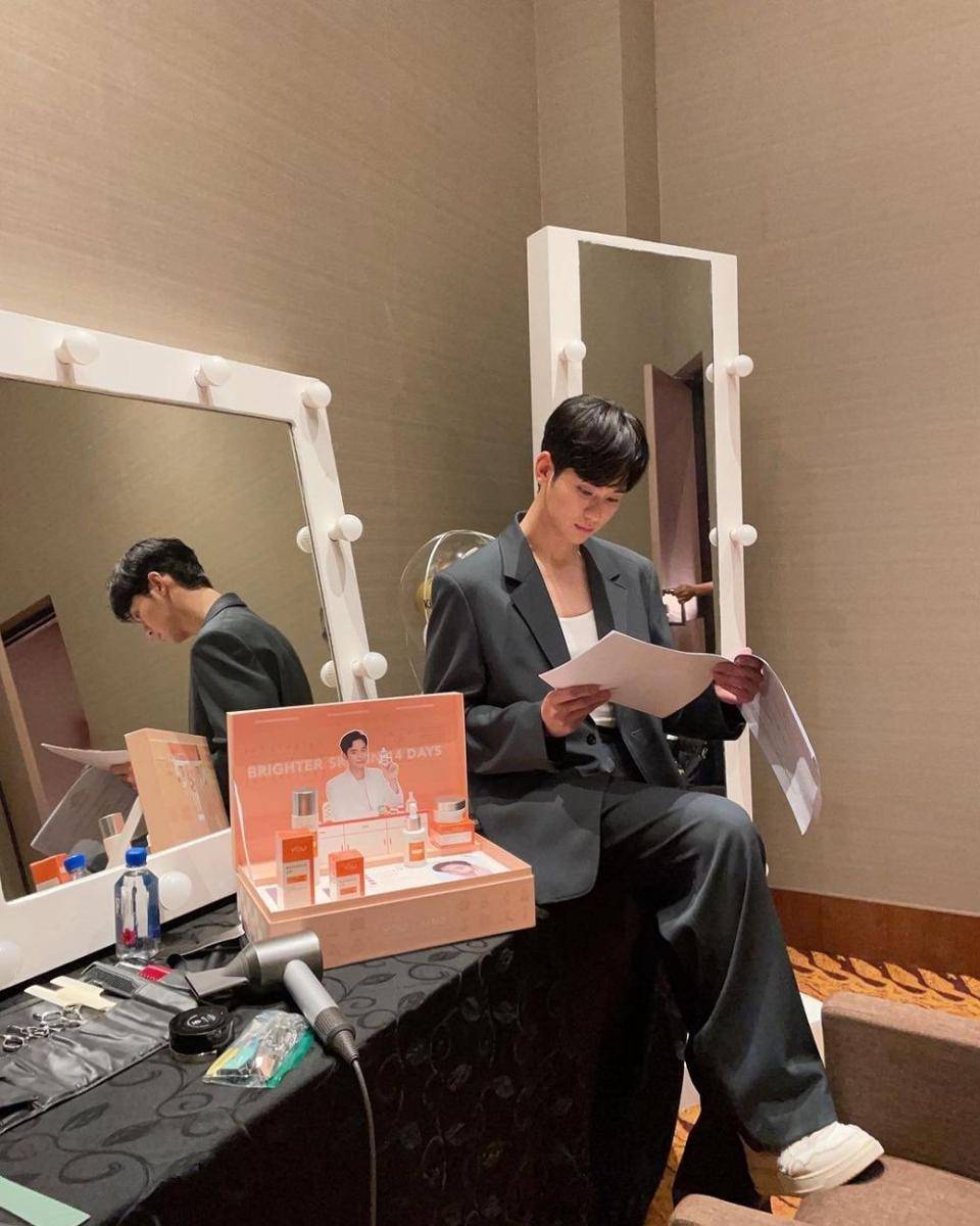 potret Kim Soo Hyun (instagram.com/soohyun_k216)
