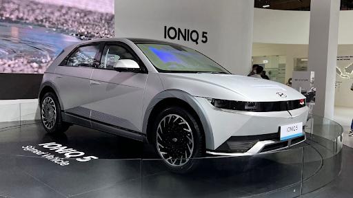 Daftar Harga Mobil Listrik Bekas Terupdate, Harganya Jatuh?