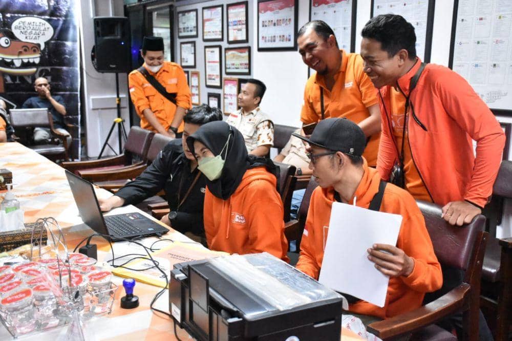 KPU Kota Semarang menerima pendaftaran bakal calon legislatif (bacaleg) dari partai politik. (dok. KPU)