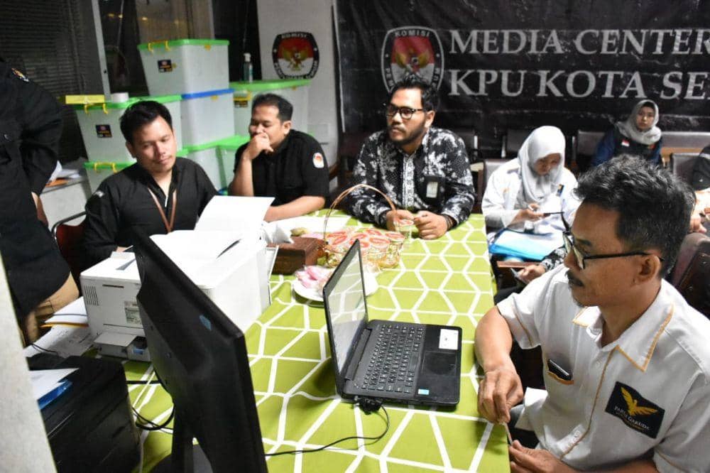 KPU Kota Semarang menerima pendaftaran bakal calon legislatif (bacaleg) dari partai politik. (dok. KPU)