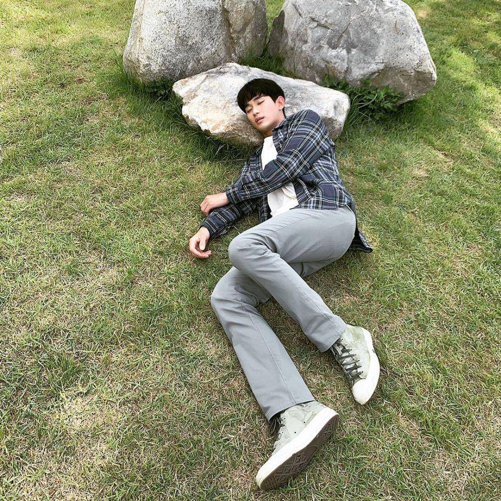 Kim Soo Hyun (instagram.com/soohyun_k216)