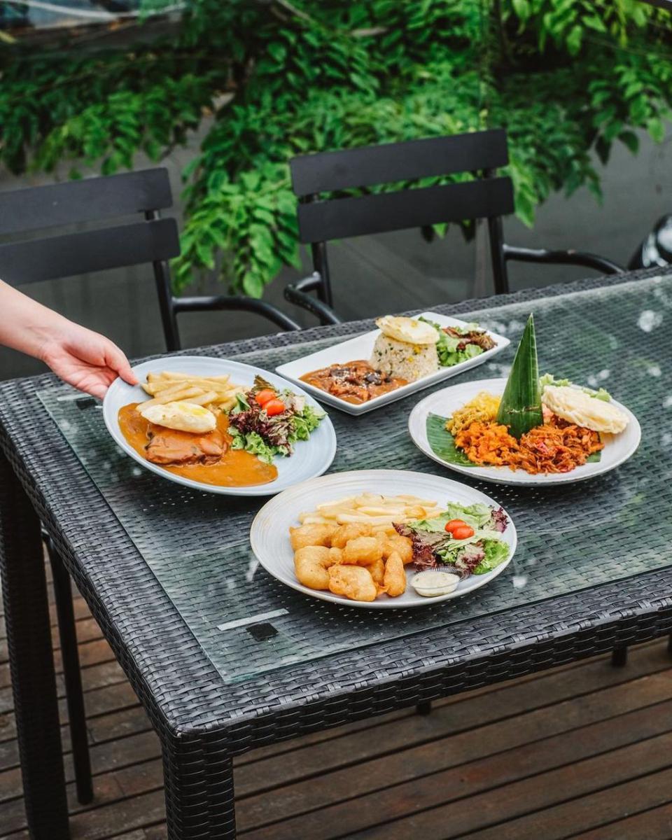 Pelangi Singosari (instagram.com/pelangicafe_smg)