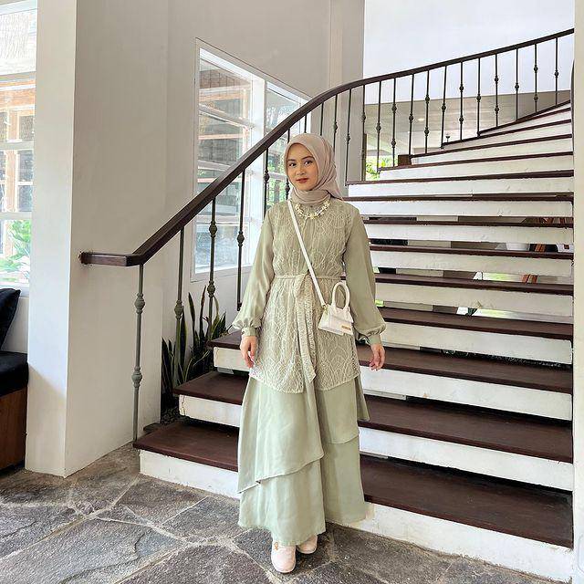 Potret OOTD (Instagram.com/alifhiafitri)