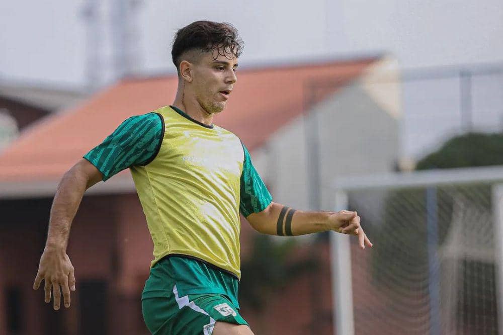 Bruno Moreira Soares (instagram.com/officialpersebaya)