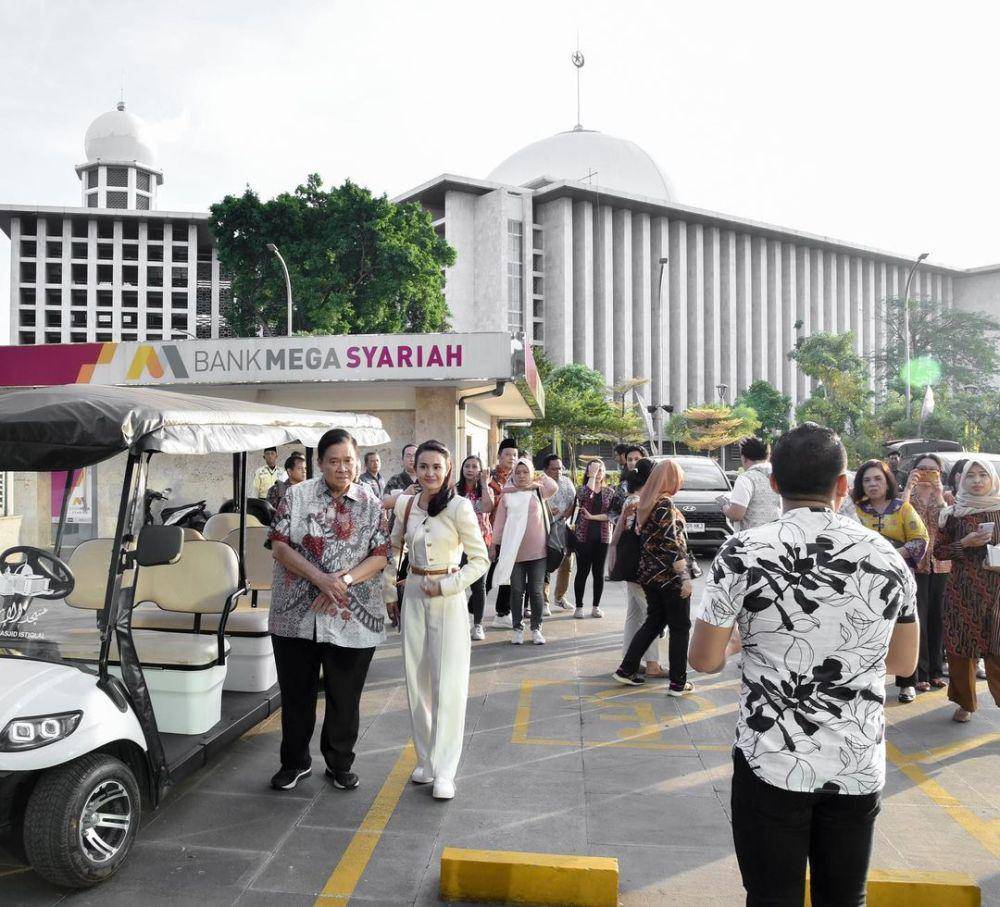 potret Michelle Ziudith di Masjid Istiqlal (instagram.com/michelleziu)