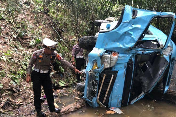 Bus Jatuh ke Jurang di Samosir, 17 Siswa SD Jadi Korban