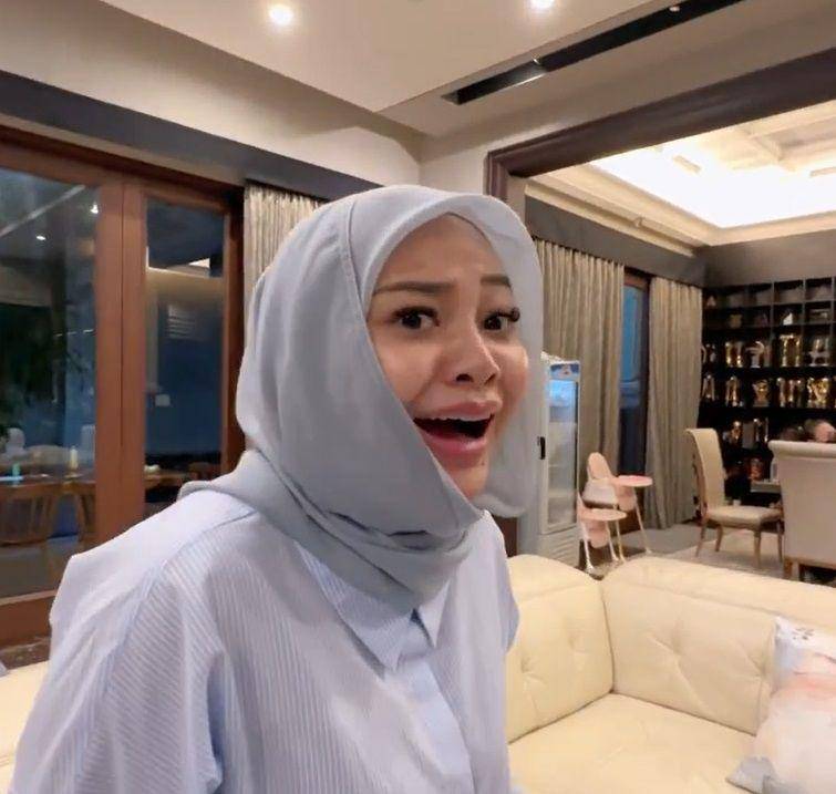 potret Aurel kena prank wasit final sepak bola SEA Games 2023 (instagram.com/attahalilintar)