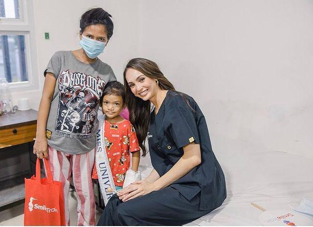 Potret R'Bonney Gabriel, Miss Universe 2022 Selama Berada di Filipina (Instagram.com/smiletrainph)