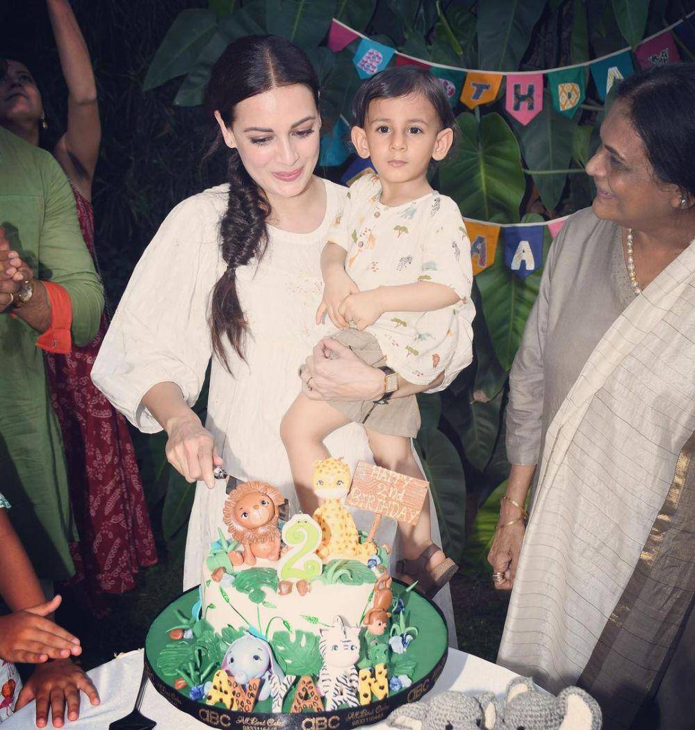ultah Avyaan Azaad Rekhi (instagram.com/diamirzaofficial)