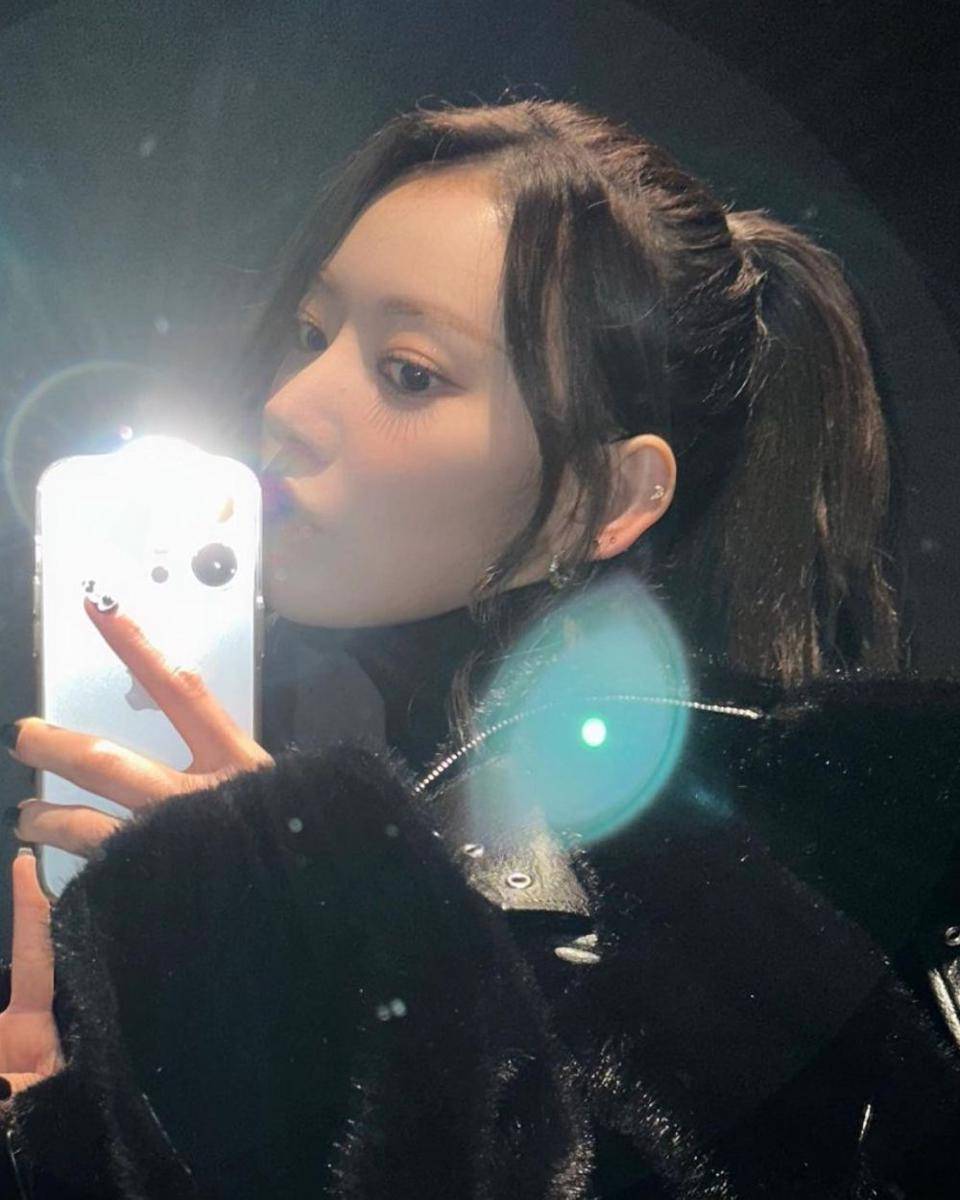 Sakura LE SSERAFIM (instagram.com/39saku_chan)