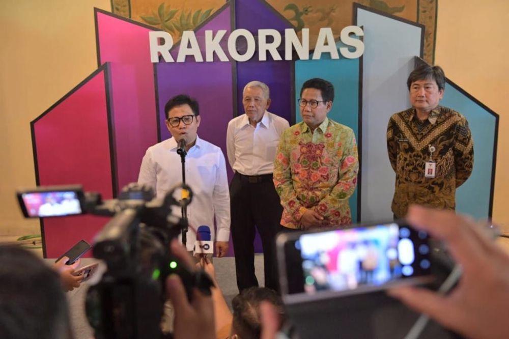 Konferensi pers Rakornas Transmigrasi dan Pembekalan Mahasiswa KKN di Universitas Gadjah Mada (UGM), Yogyakarta, Selasa (16/5/2023). (Dok. Kemendes PDTT)