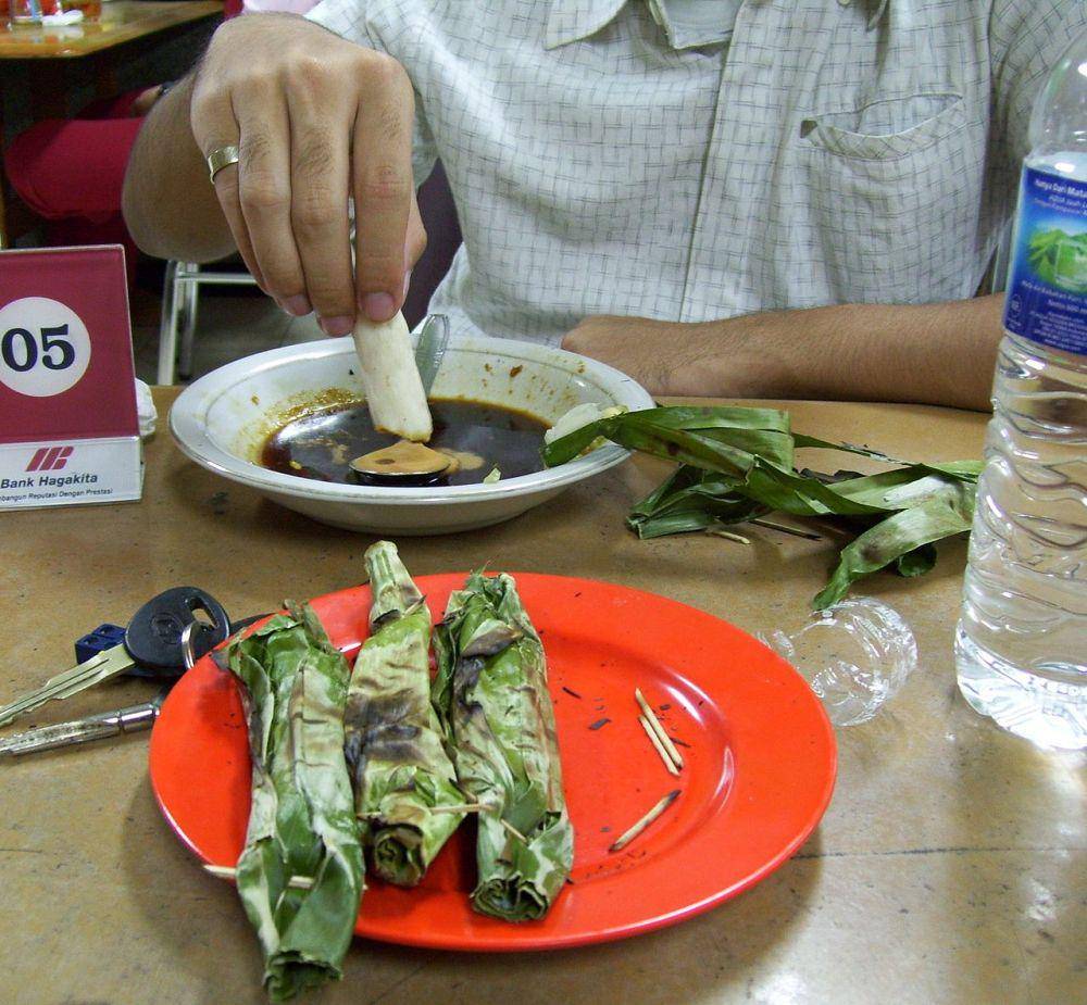 otak-otak (commons.wikimedia.org/Serenity)