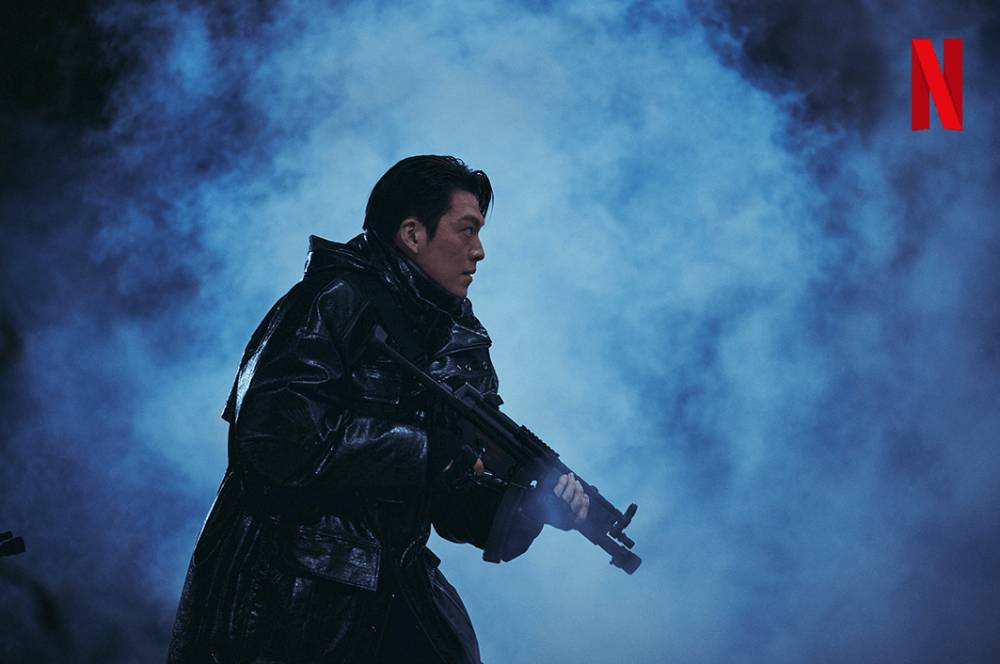 cuplikan scene Black Knight (instagram.com/netflixkr)