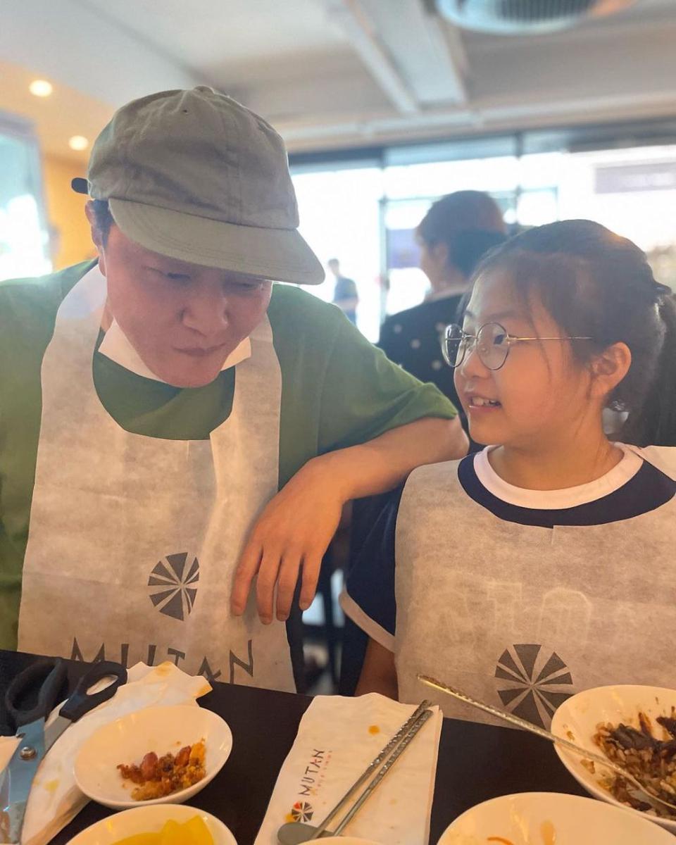 Jung Woong In dan anak (instagram.com/jiiiiiiiiiiiiiiiiiiiiin)