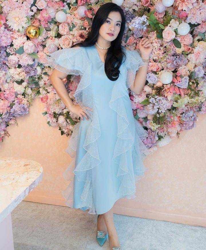 Dress Titi Kamal (instagram.com/titi_kamall)