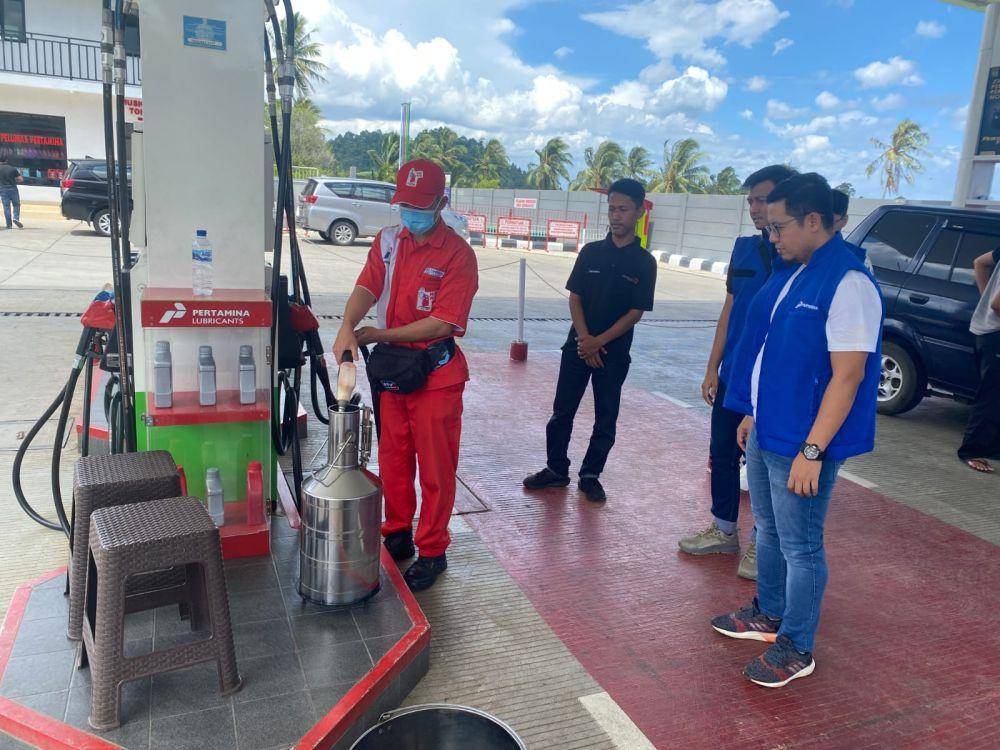 Pertamina Patra Niaga Regional Sumbagsel melakukan Uji Tera BBM di seluruh SPBU Provinsi Lampung. (Dok PPN Sumbagsel).
