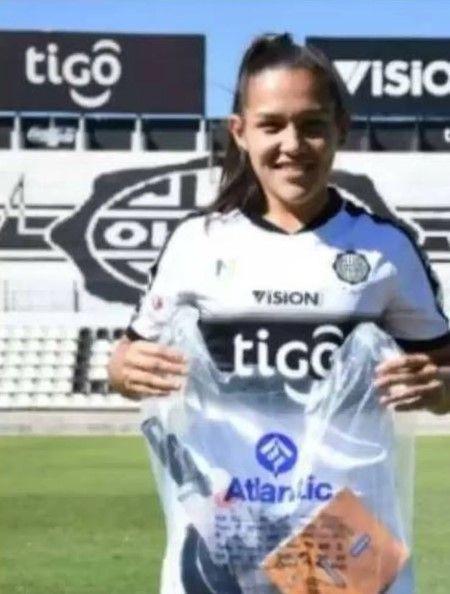 hadiah penghargaan pemain terbaik (twitter.com/trollfootball)