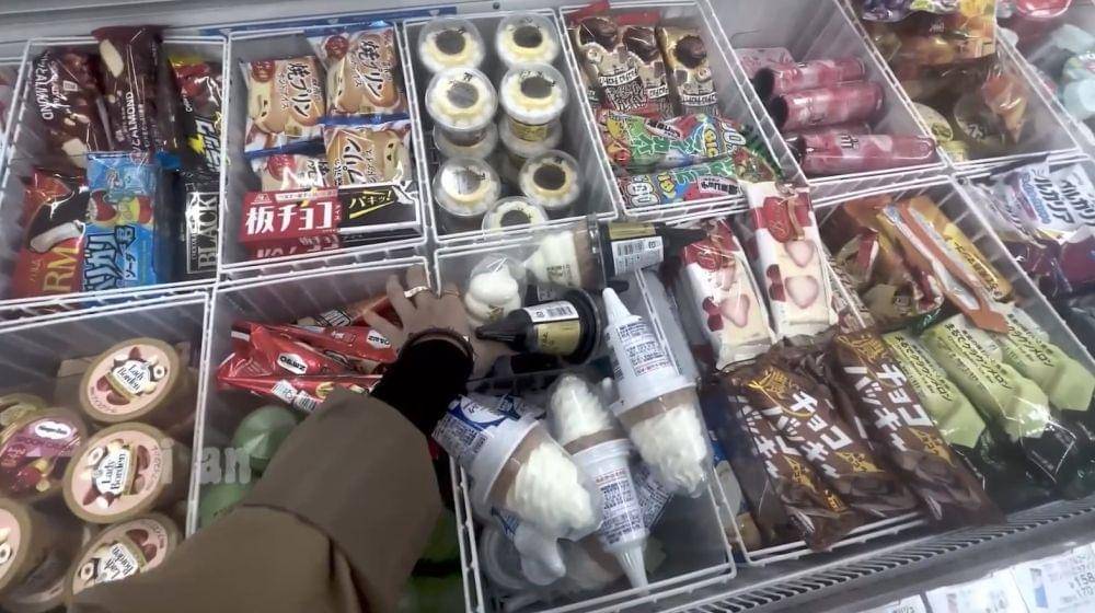Fuji belanja di Jepang (YouTube.com/Fuji An)