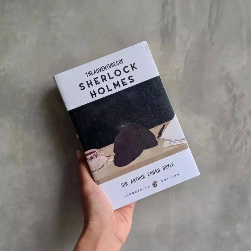 The Adventures of Sherlock Holmes (instagram.com/pengedar_buku)