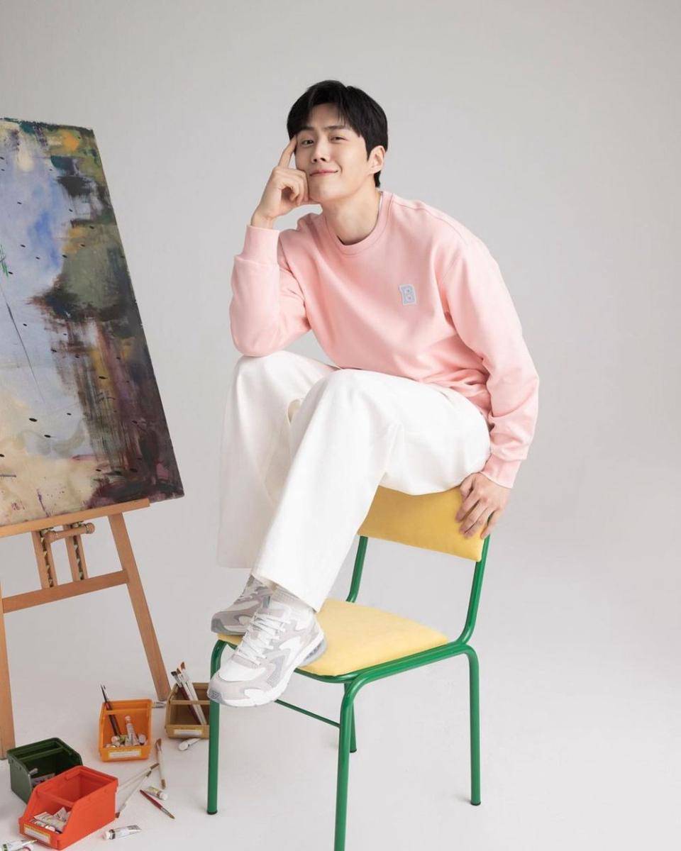 Kim Seon Ho (instagram.com/seonho__kim)