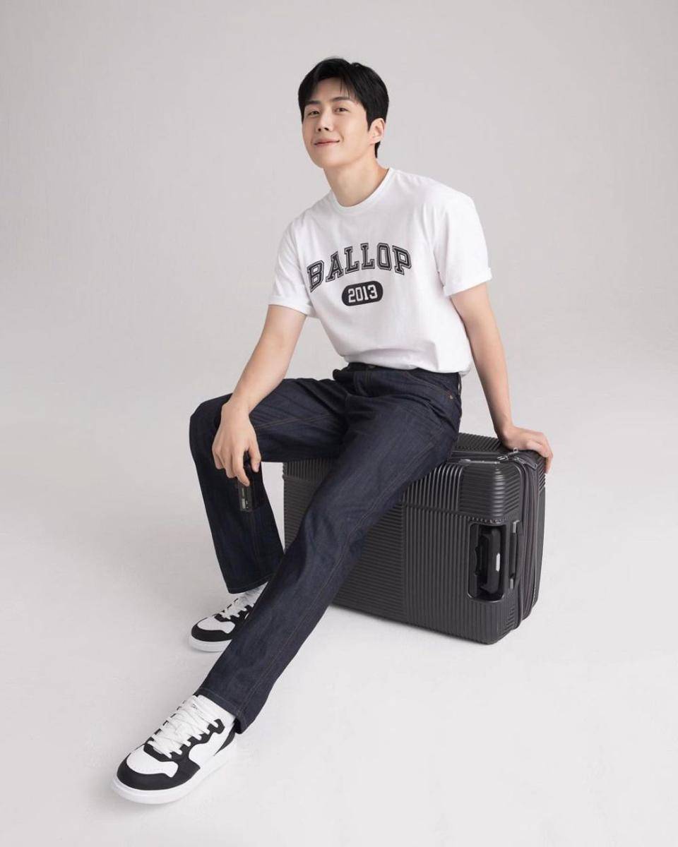 Kim Seon Ho (instagram.com/seonho__kim)