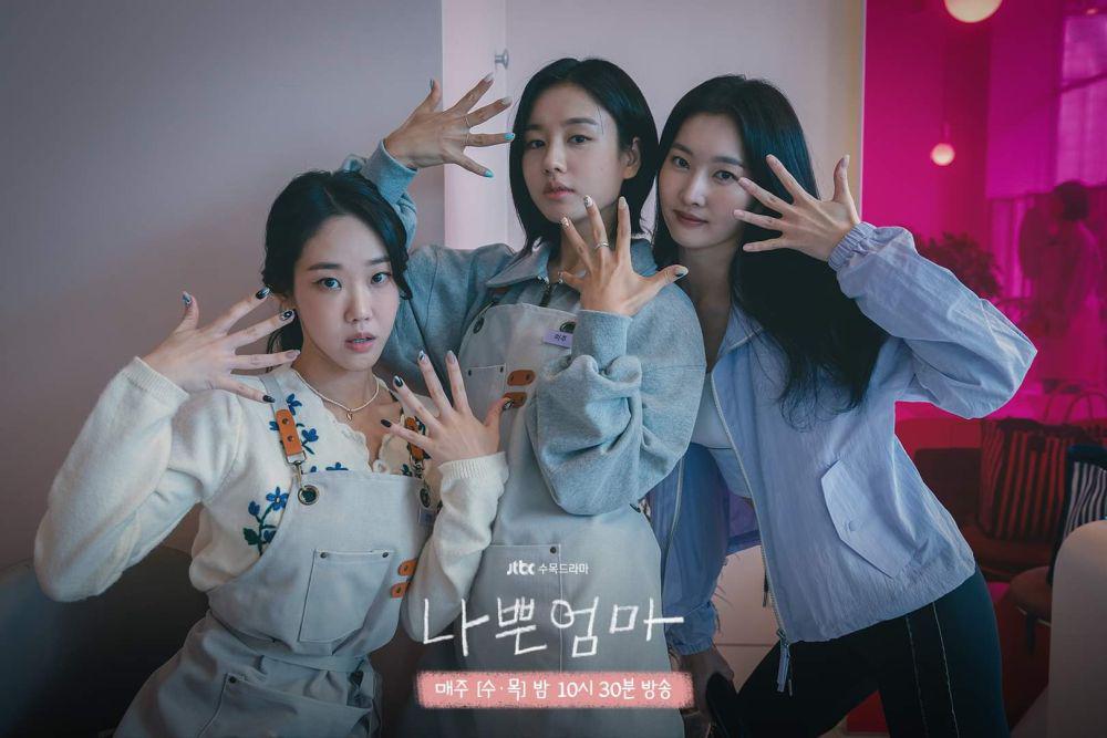 Oh Ha Nee, Ahn Eun Jin, dan Hong Bi Ra di balik layar The Good Bad Mother (dok. JTBC/The Good Bad Mother)