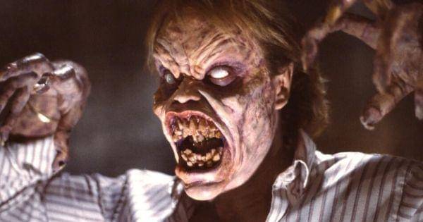 Deadite versi sekeul kedua Evil Dead ( Dok. De Laurentiis Entertainment Group / Evil Dead 2 )