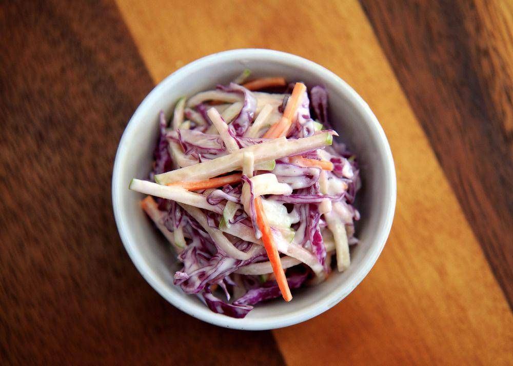 ilustrasi coleslaw (pixabay.com/Wow Phochiangrak)