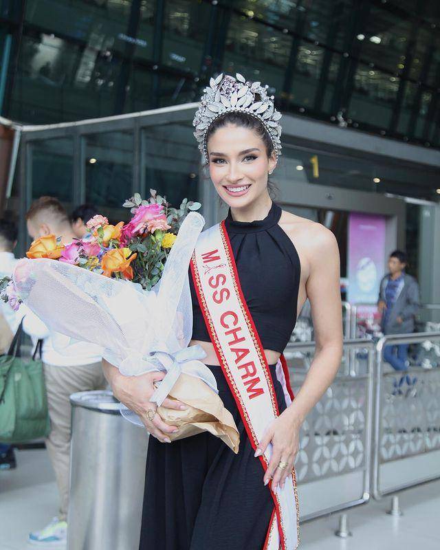 Potret Kedatangan Luma Russo, Miss Charm 2023 ke Indonesia (Instagram.com/officialputeriindonesia)