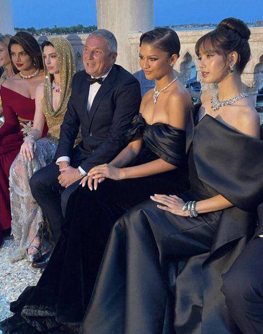 potret Lisa BLACKPINK dan Zendaya di BVLGARI’s Mediterranea Event (twitter.com/Iiliworld)