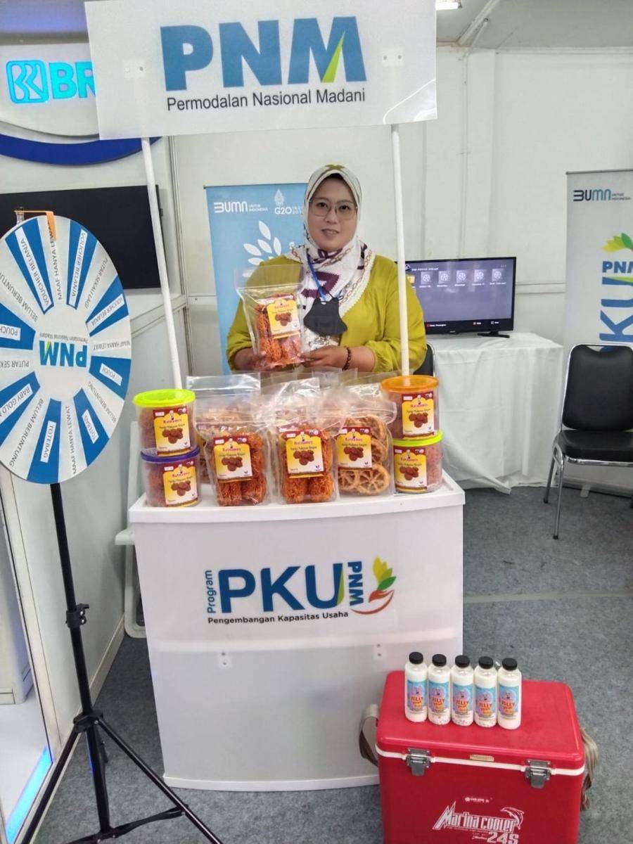 Ibu Ratnasari, nasabah PNM asal Jakarta yang merasakan dampak positif PNM (Dok. PNM)