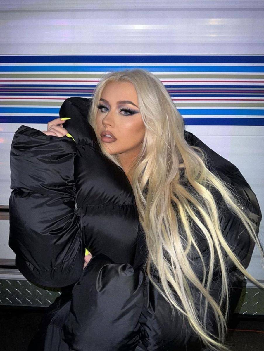 Christina Aguilera (instagram.com/xtina)